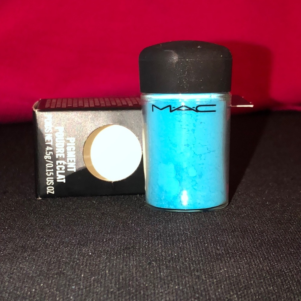 Mac pigment Hi Def Cyan